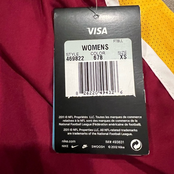 Nike Women’s XS running athletic shorts Washington redskins ( commanders) logo - Picture 2 of 5